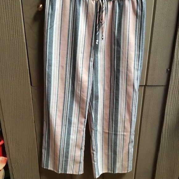 Darling jumpsuit ready for Fun! - Picture 3 of 8